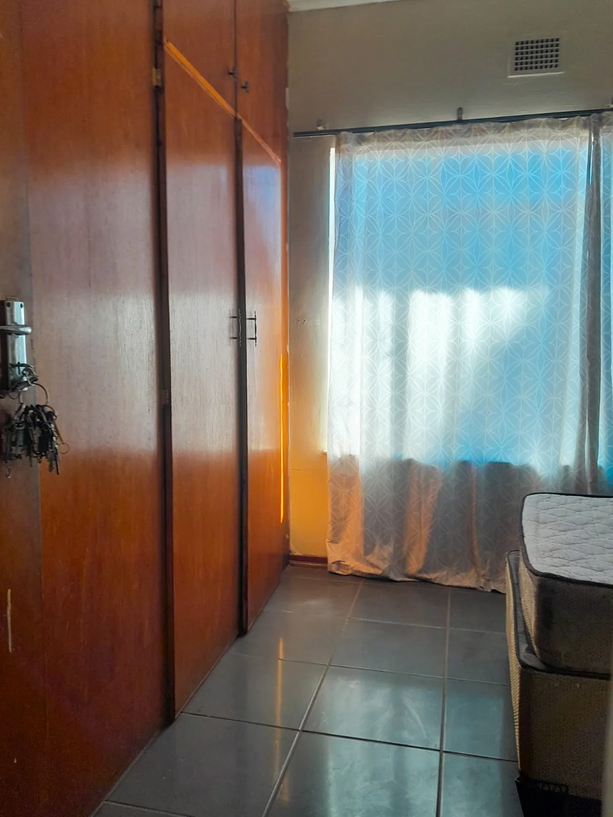 Room 4